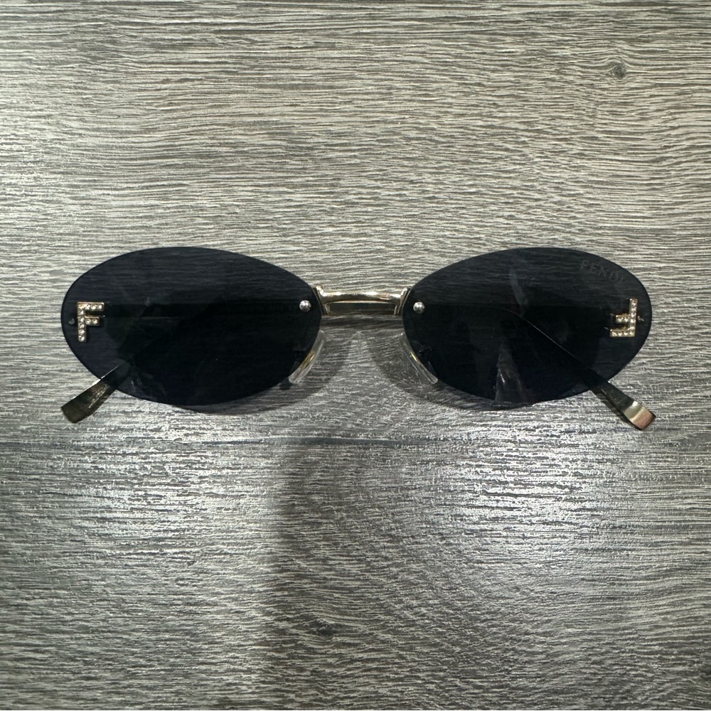 Black Oval Sunglasses